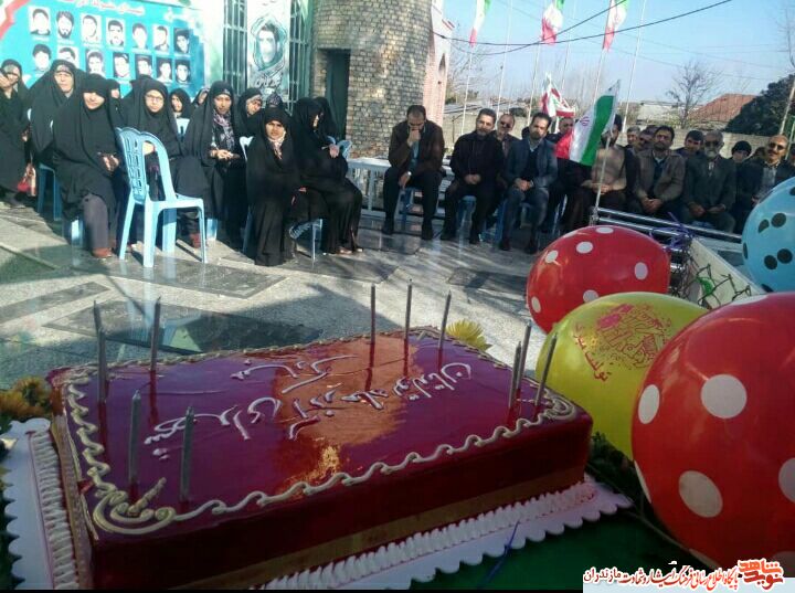 «جشن تولد شهدا» در گلزار شهداى محمودآباد