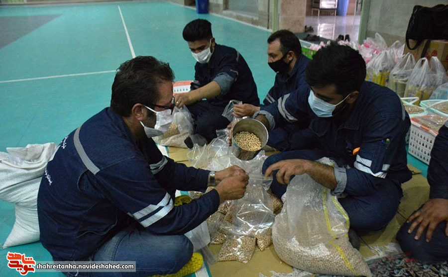 420 سبد کمک های مومنانه و بسته های پذیرایی بین نیازمندان و کادر درمانی استان تهران توزیع شد