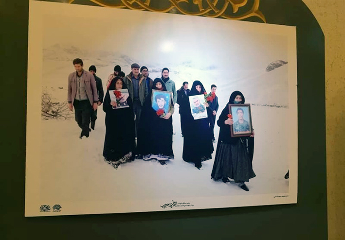 برپایی نمایشگاه عکس شهید حاج قاسم سلیمانی در سنندج