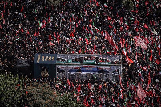 Funeral procession of the pure body of the martyred Leader in Tehran