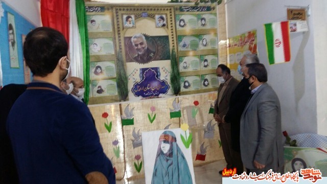 گزارش تصویری |رونمائی ازتصاویر ۱۷بانوی شهیده استان در مدارس شاهد دخترانه اردبیل