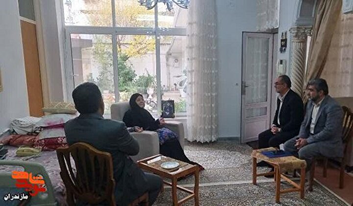 تکریم و تجلیل مدیرکل بنیاد مازندران از مادران شهدا