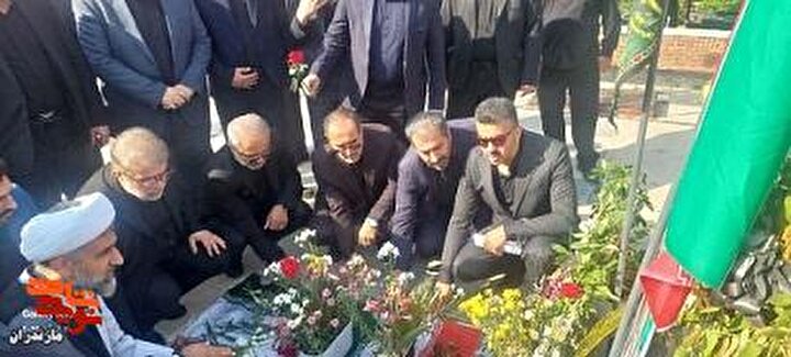 تجدید پیمان مدیرکل بنیاد شهید مازندران با آرمان‌های شهدا به مناسبت هفته...